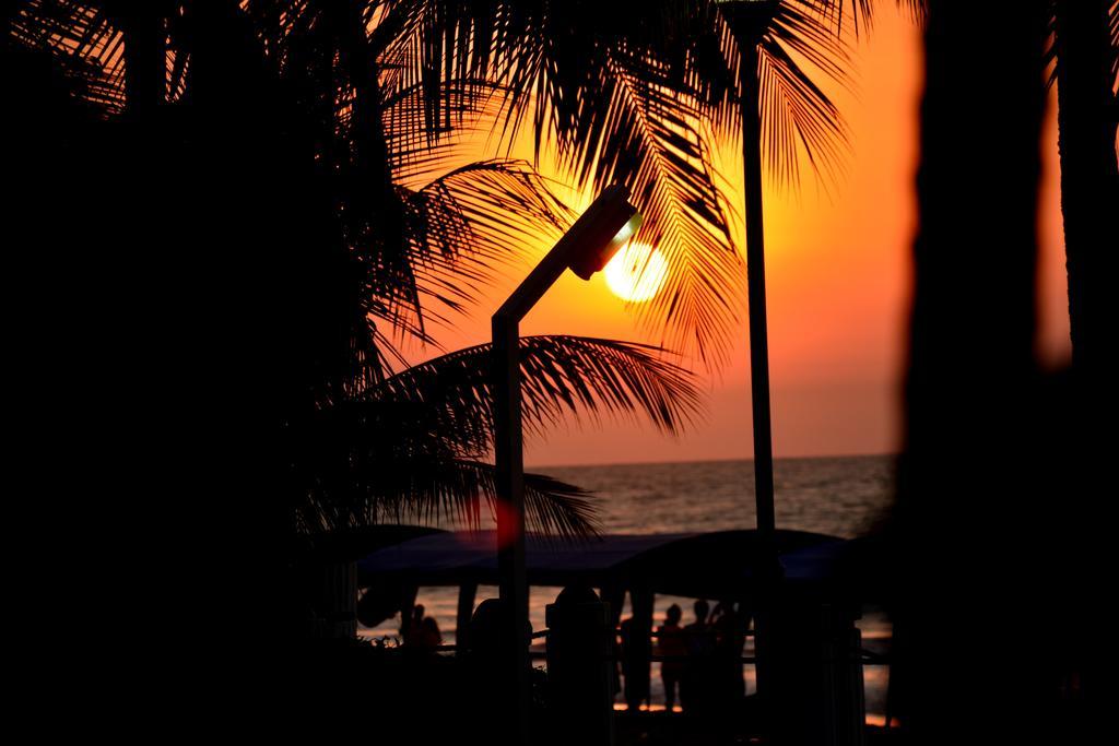 Playa Almendro Resort Tonsupa Luaran gambar