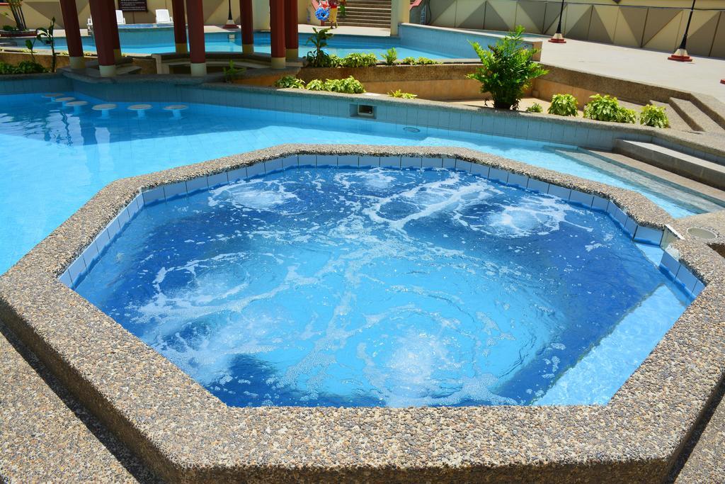 Playa Almendro Resort Tonsupa Luaran gambar