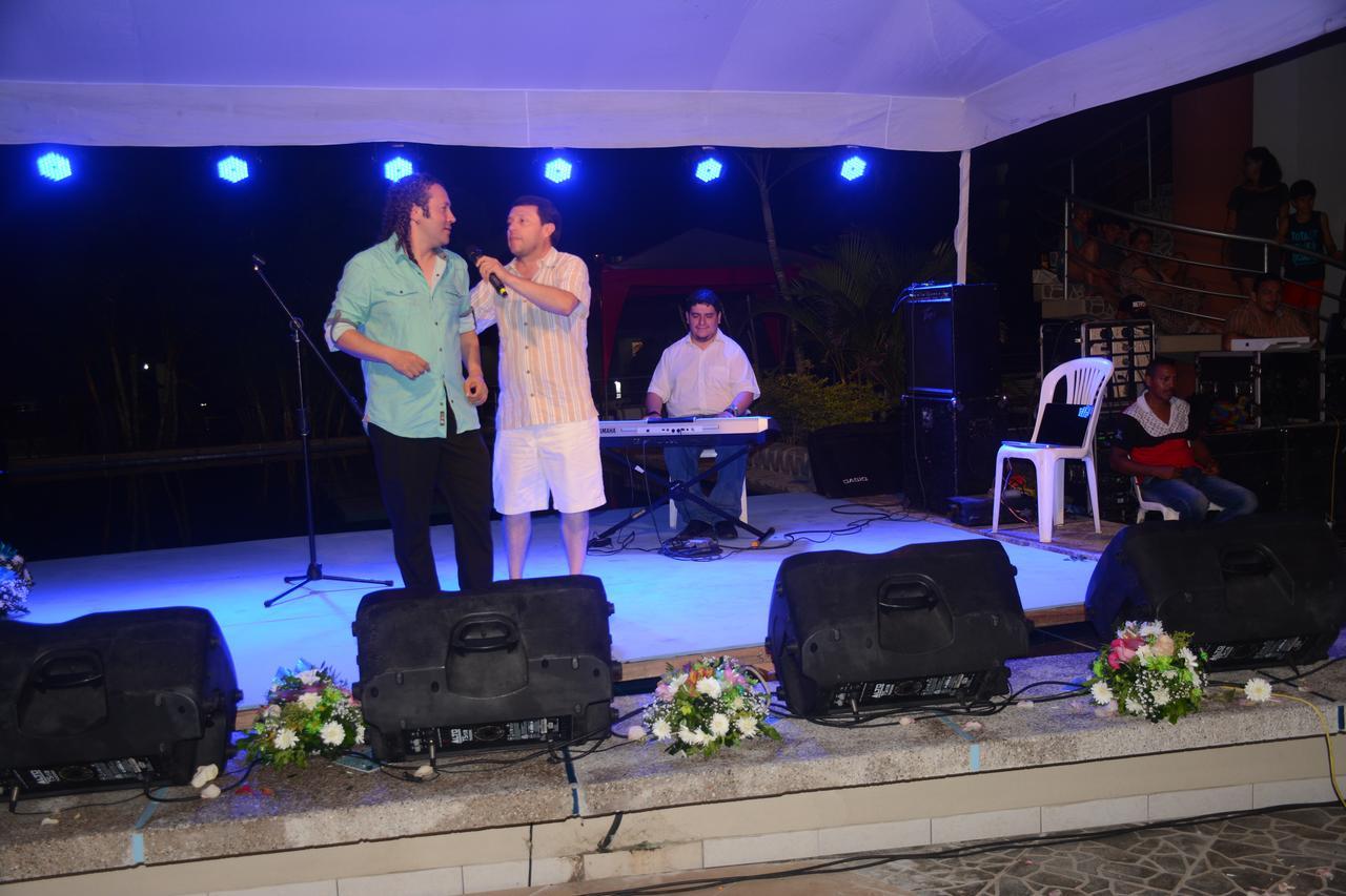 Playa Almendro Resort Tonsupa Luaran gambar